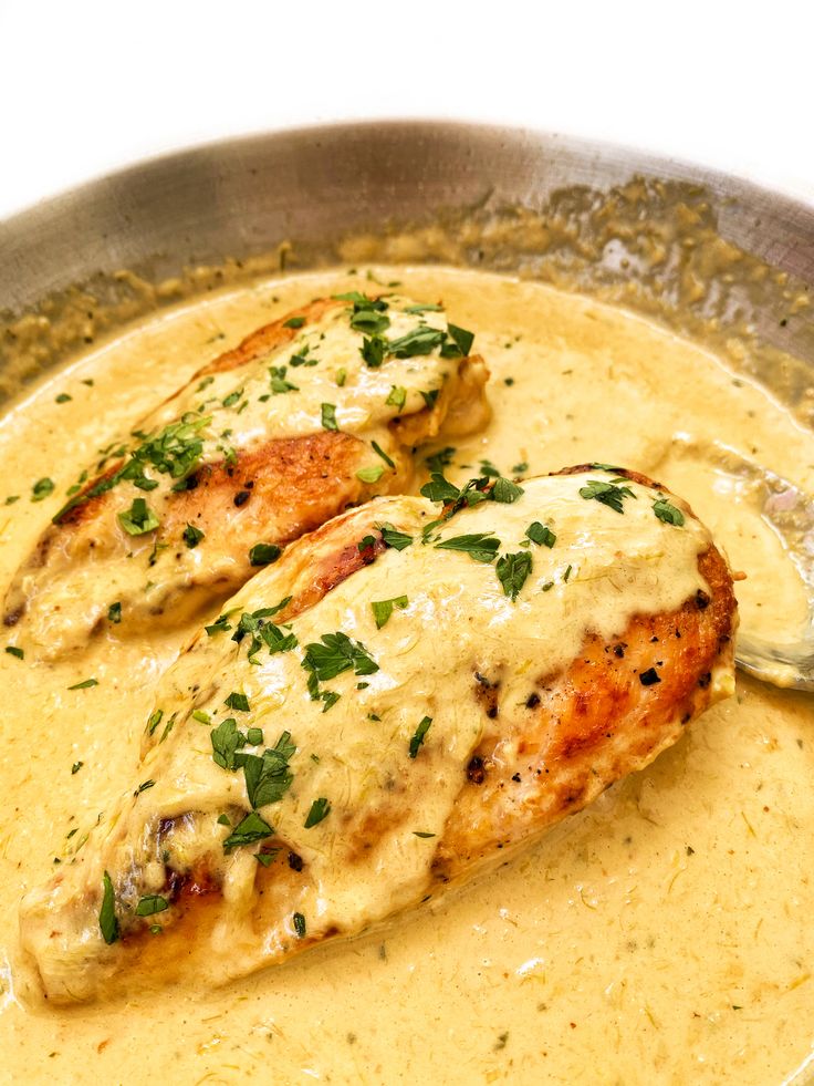 Chicken in Roasted Red Pepper Cream Sauce